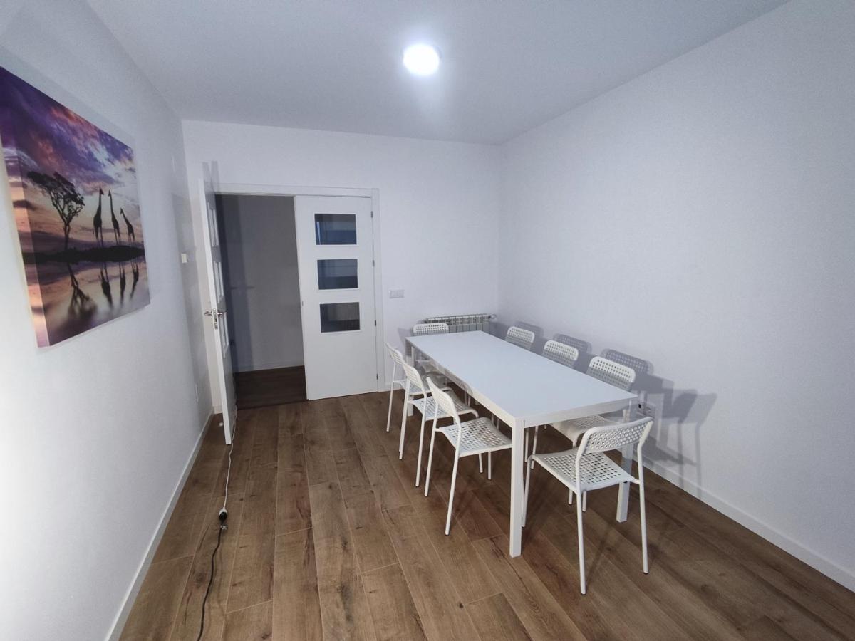 Apartamentos Rosalia De Castro 27 Ribadeo Buitenkant foto