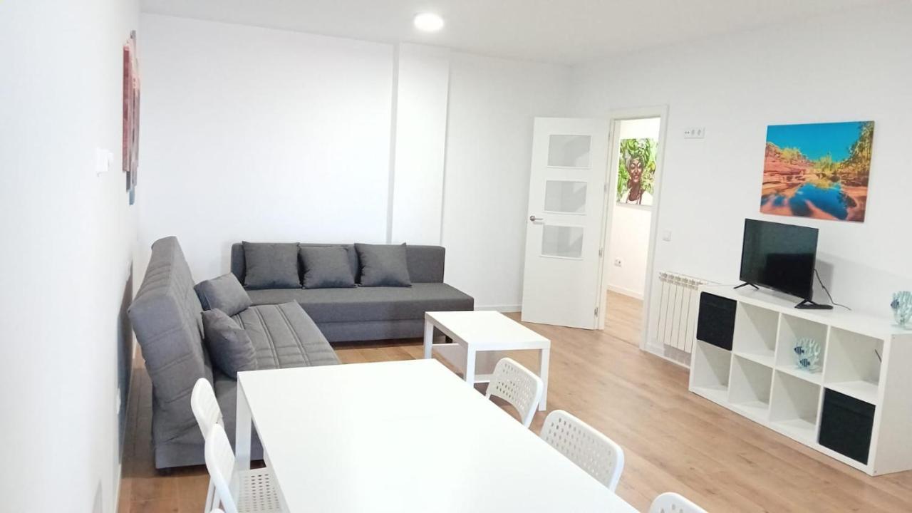 Apartamentos Rosalia De Castro 27 Ribadeo Buitenkant foto